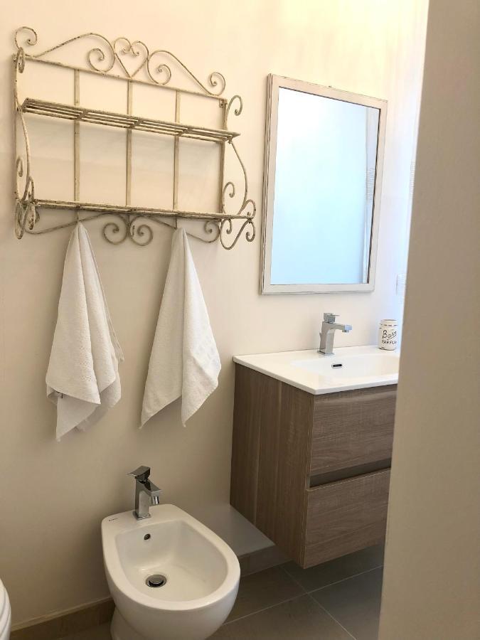 A Casa Di Tati Bed & Breakfast Civitanova Marche Dış mekan fotoğraf